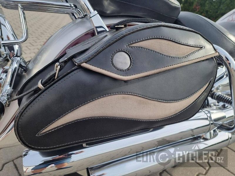 Yamaha XV 1600 A Wild Star (2001) - fotka 16 z 22