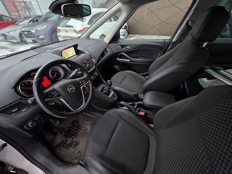 Opel Zafira (2015) 1,6 CDTi 100kW - fotka 8 z 12