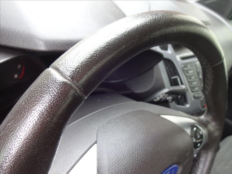 Ford Tourneo Connect 1.0 ECOBOOST TITANIUM - fotka 41 z 49