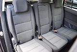 Volkswagen Touran (2016) 1.4TSI 110kw TAŽNÉ 7MÍST WEBAS - náhled 39