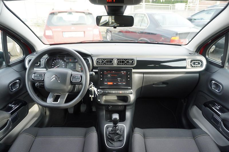 Citroën C3 (2024) MAX 1,2PT 110 MAN6 - fotka 5 z 9