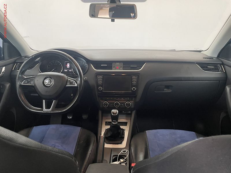 Škoda Octavia (2015) 2.0TDi, AC, tempo - fotka 8 z 17