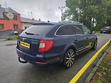 Škoda Superb (2011) 2 2.0TDI DSG TAŽNÉ  - náhled 4