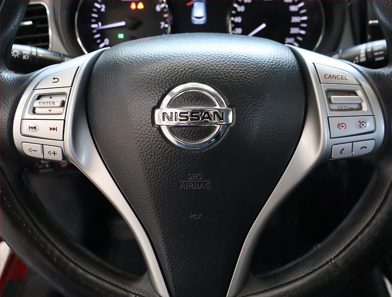 Nissan Pulsar (2016) 1.2 DIG-T, Serv.kniha - fotka 12 z 19