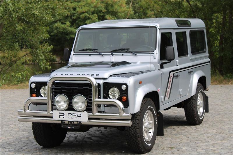 Land Rover Defender 110 2.4 TD4 90kW / PUMA / CZ - fotka 3 z 38