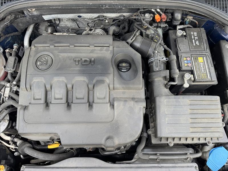 Škoda Octavia 1,6 TDI 77kW původ ČR - fotka 44 z 50