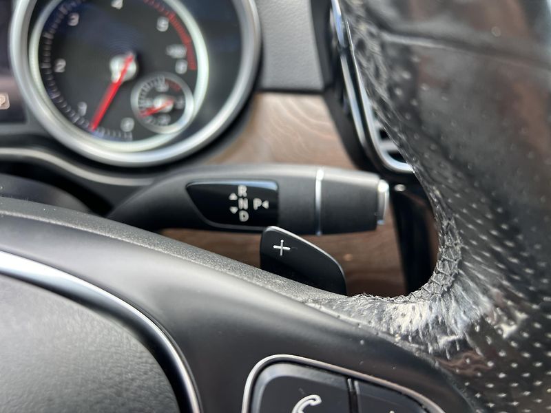Mercedes-Benz GLE 3.0 350D 4MATIC KŮŽE ČR odpDPH - fotka 24 z 52