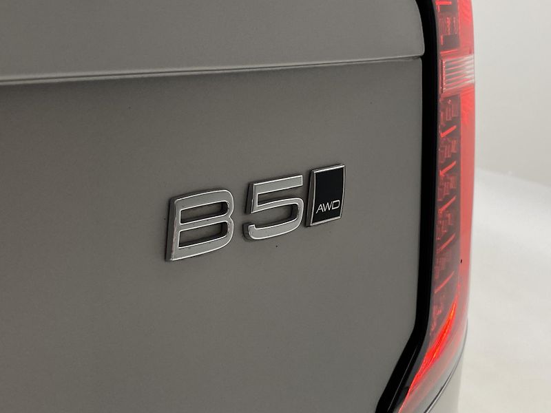 Volvo XC90 B5 AWD BRIGHT PLUS AUT CZ 7m - fotka 40 z 60