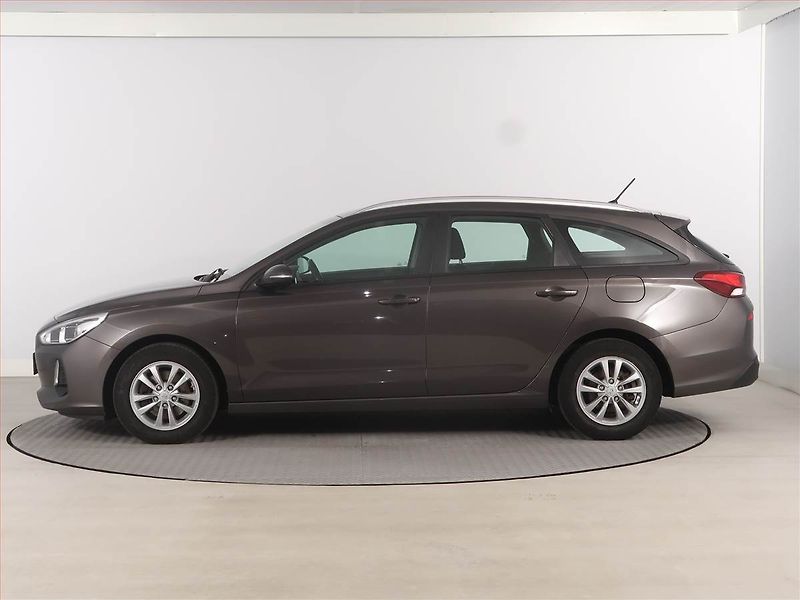 Hyundai i30 (2018) 1.6 CRDi, ČR,1.maj, Serv.kniha - fotka 3 z 18