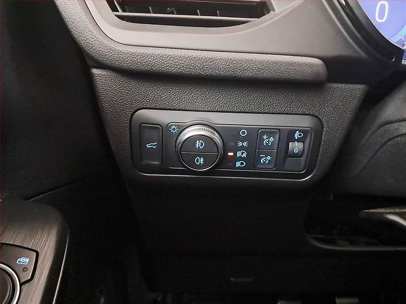 Ford Kuga (2023) ST-Line X 1.5 EcoBoost - fotka 19 z 23