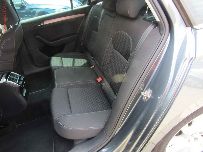 Škoda Superb (2016) 1.6TDI, servis.kniha - fotka 10 z 20