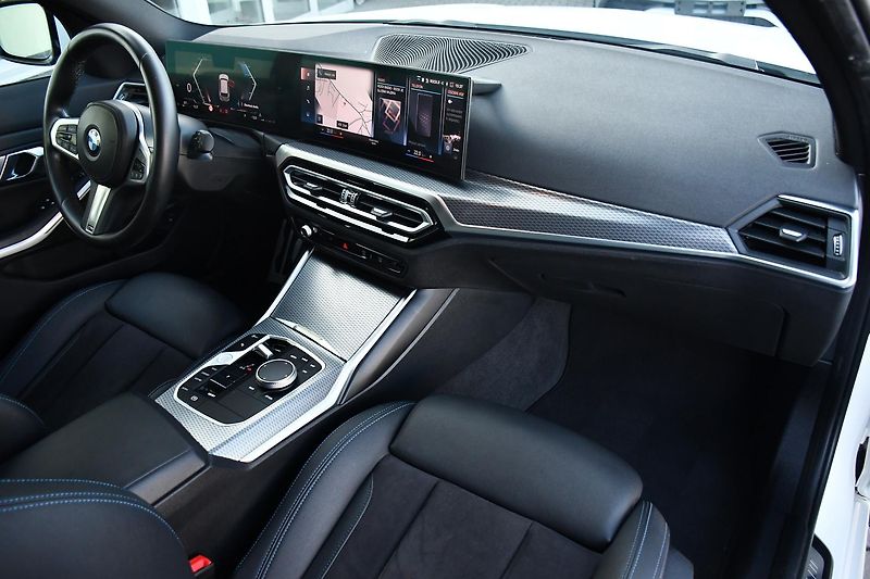BMW Řada 3 320d xDrive M-SPORT ČR 1.M - fotka 12 z 51
