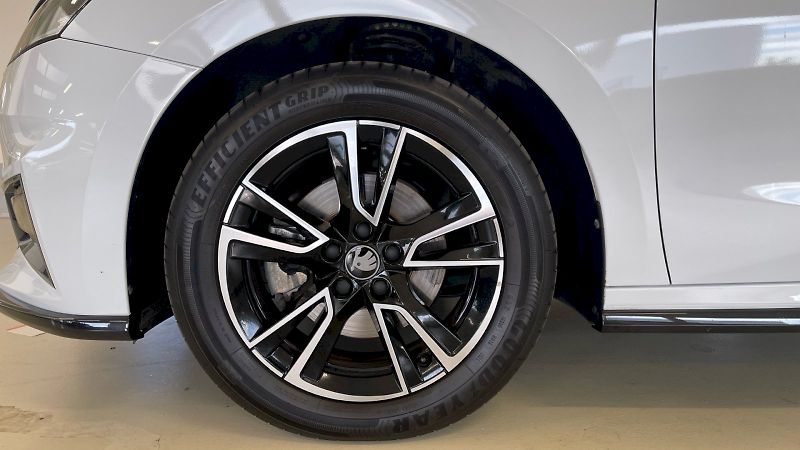 Škoda Fabia (2025) Monte Carlo 1.0TSI 85kW DSG - fotka 11 z 30