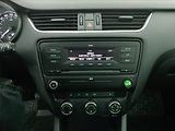 Škoda Octavia (2013) Ambition 1.2 TSI, Tempomat - náhled 12