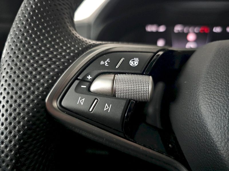 Škoda Kamiq (2025) 1.0TSi 85kW DSG MONTE CARLO - fotka 22 z 30