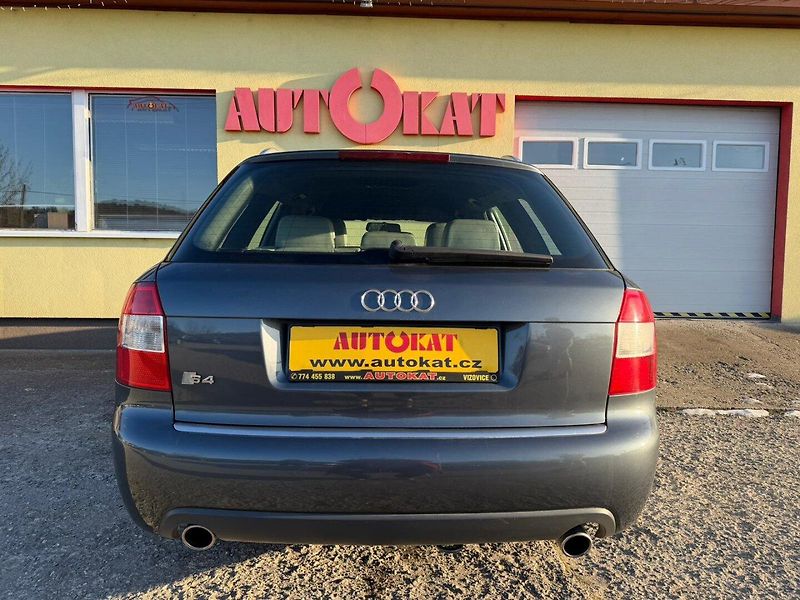 Audi S4 4.2 V8 344PS/Quattro/Manuál - fotka 4 z 24