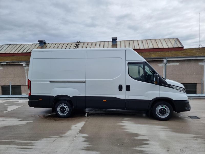 Iveco Daily (2026) 35S18/L3H2/LED/NAVI - fotka 4 z 12