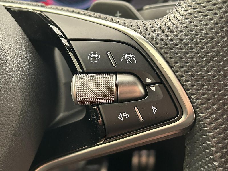 Škoda Scala 1.5 TSI Monte Carlo - fotka 23 z 26