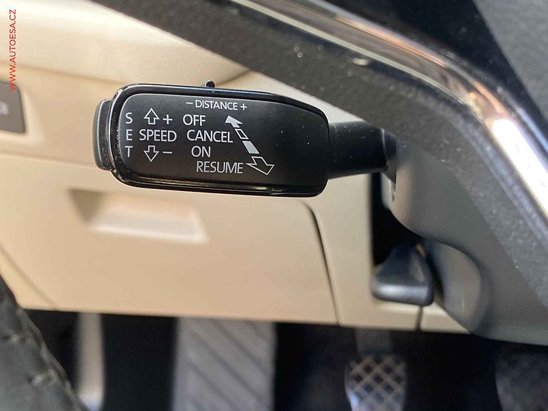Škoda Octavia (2022) 2.0 TDi, ČR, Style, LED, navi - fotka 13 z 20
