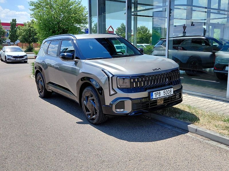 Kia Seltos X-LINE 1,6 T-GDi GPF 7DCT 4x4 - fotka 10 z 12