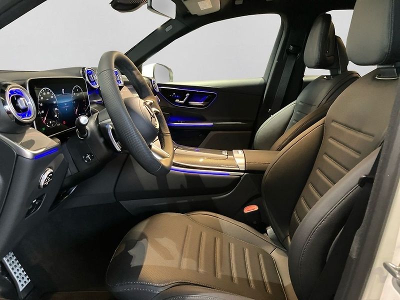 Mercedes-Benz GLC 220d 4Matic, DISTRONIC, - fotka 8 z 9
