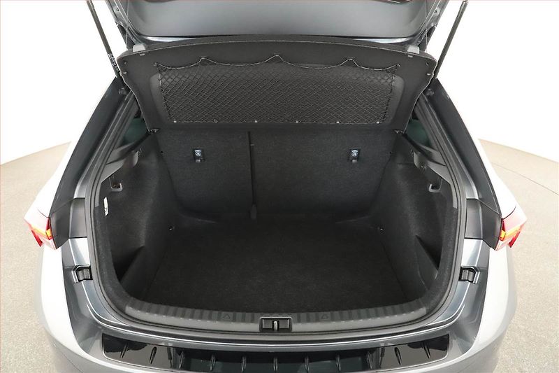 Škoda Scala (2025) Drive 1.0 TSI - fotka 14 z 15