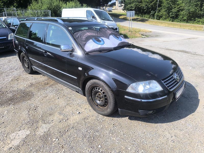 Volkswagen Passat Variant TDI96KW,190TKM,KRÁSNÝ,SERVISKA - fotka 1 z 21