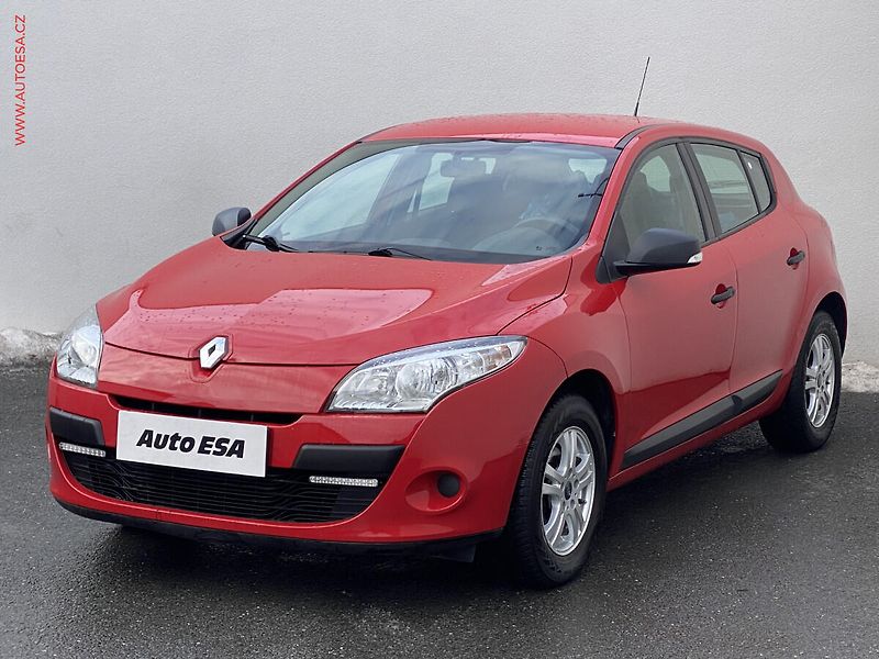 Renault Mégane (2012) 1.6i, ČR, AC, temp, STK1/28 - fotka 3 z 16