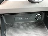 Seat Ateca 2,0 TDI TAŽNÉ KAMERA - náhled 30
