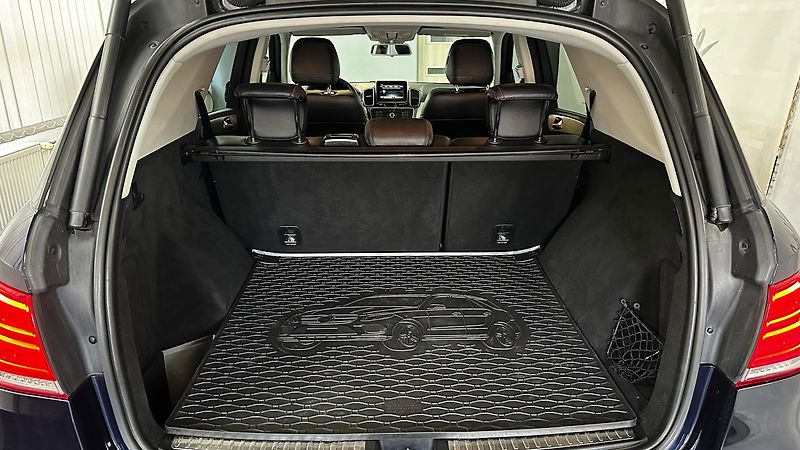 Mercedes-Benz GLE 250D / 4.MATIC / DVĚ SADY KOL - fotka 16 z 46