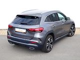 Mercedes-Benz GLA (2020) 200d - náhled 10