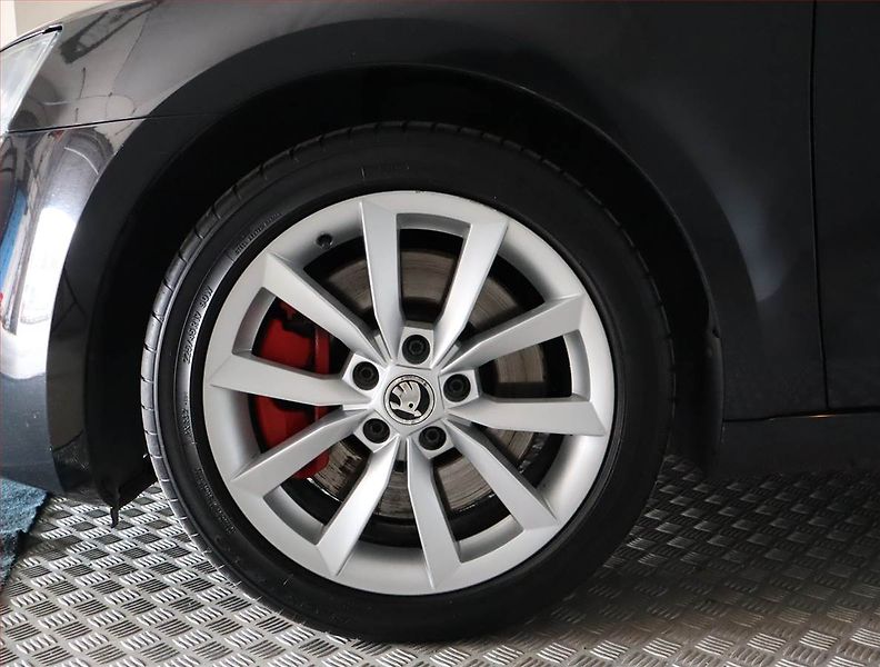 Škoda Octavia (2016) RS 2.0 TDI, Automat, Kůže - fotka 15 z 23