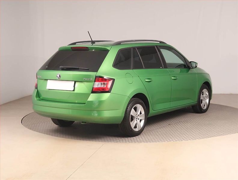 Škoda Fabia (2016) Ambition 1.2 TSI, Serv.kniha - fotka 5 z 16