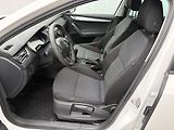 Škoda Octavia Combi 1.6 TDI ACTIVE Plus  81 - náhled 10