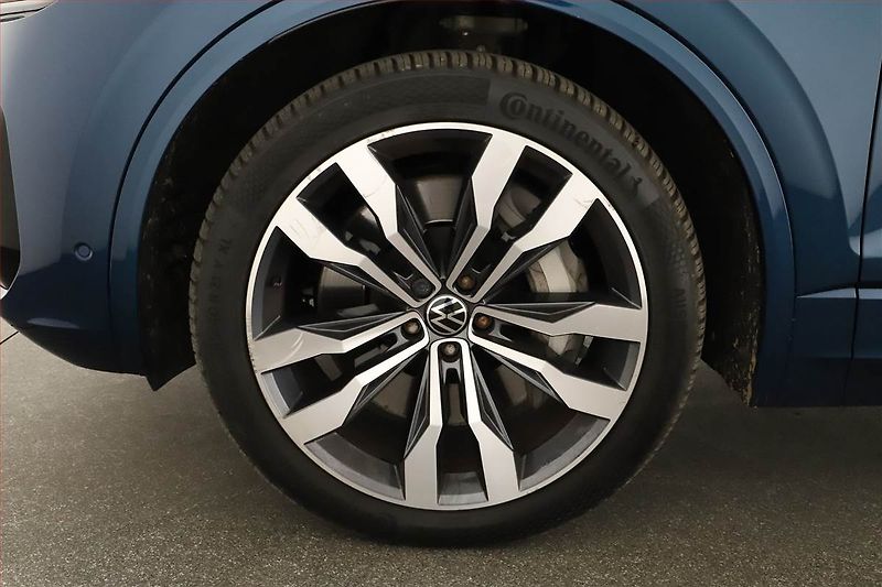 Volkswagen Touareg (2022) R eHybrid - fotka 22 z 22