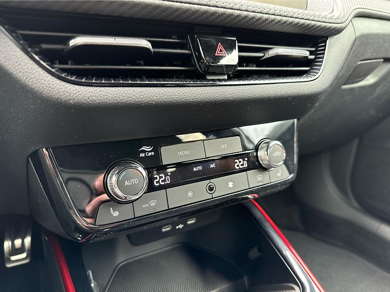 Škoda Fabia Monte Carlo 1,0 TSI 85 kW 7-st - fotka 14 z 24