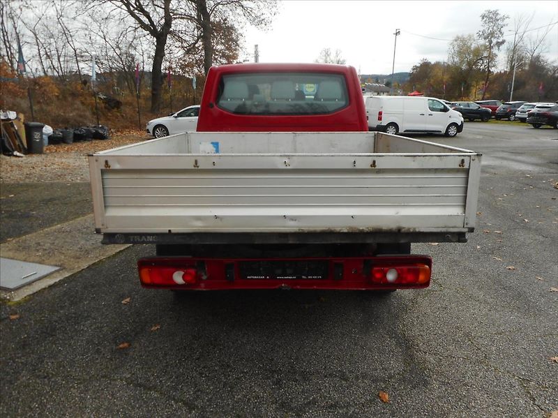 Volkswagen Transporter 2,0 TDi 4Motion - fotka 6 z 23