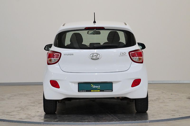 Hyundai i10 - fotka 6 z 25