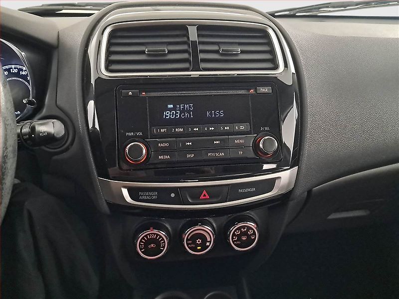 Mitsubishi ASX (2014) 1.6 MIVEC, LPG, Serv.kniha - fotka 12 z 17