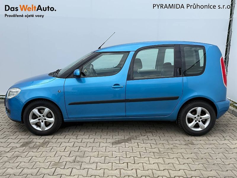 Škoda Roomster (2007) 1.6 16V 77 kW Ambiente - fotka 3 z 20