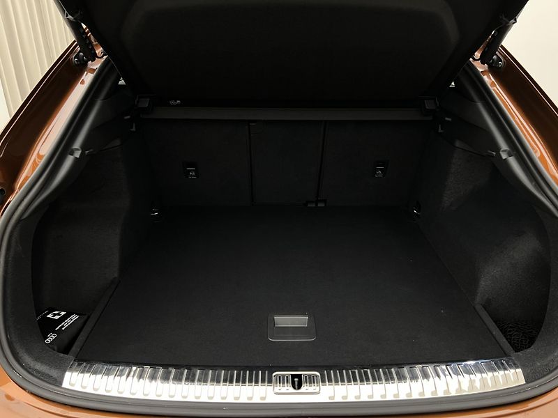 Audi RS Q3 SPORTBACK AWD AUT 1. maj. - fotka 5 z 57