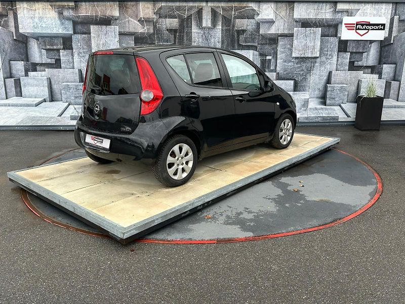 Opel Agila (2008) 1.2i, 63KW - fotka 6 z 17
