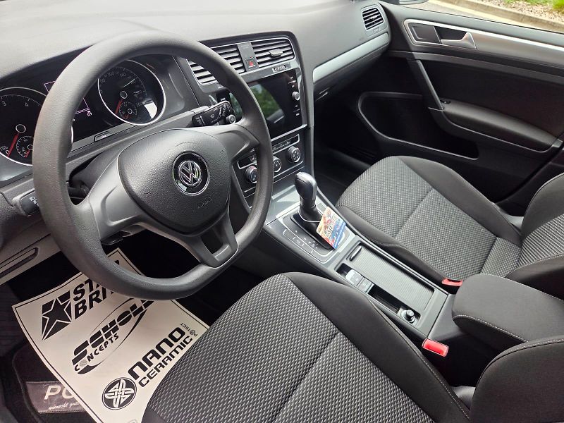 Volkswagen Golf (2018) 1.6 TDI - fotka 5 z 7