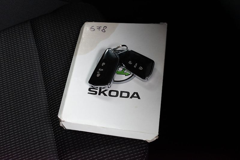 Škoda Octavia 1.0 TSI e-TEC*AMBITION+*ČR 1.M - fotka 27 z 34