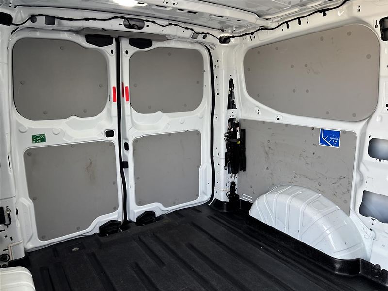 Ford Transit Custom 2,0 EcoBlue 100kW L1 - fotka 14 z 36