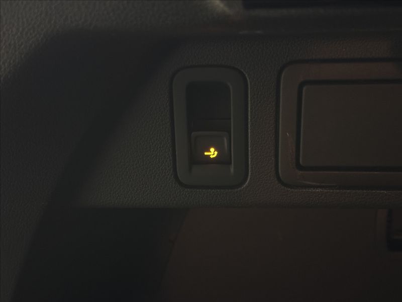 Volkswagen Tiguan 2,0 DSG DPH ACC NZTOP VC TAŽNÉ - fotka 47 z 49