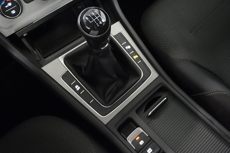 Volkswagen Golf - fotka 12 z 15