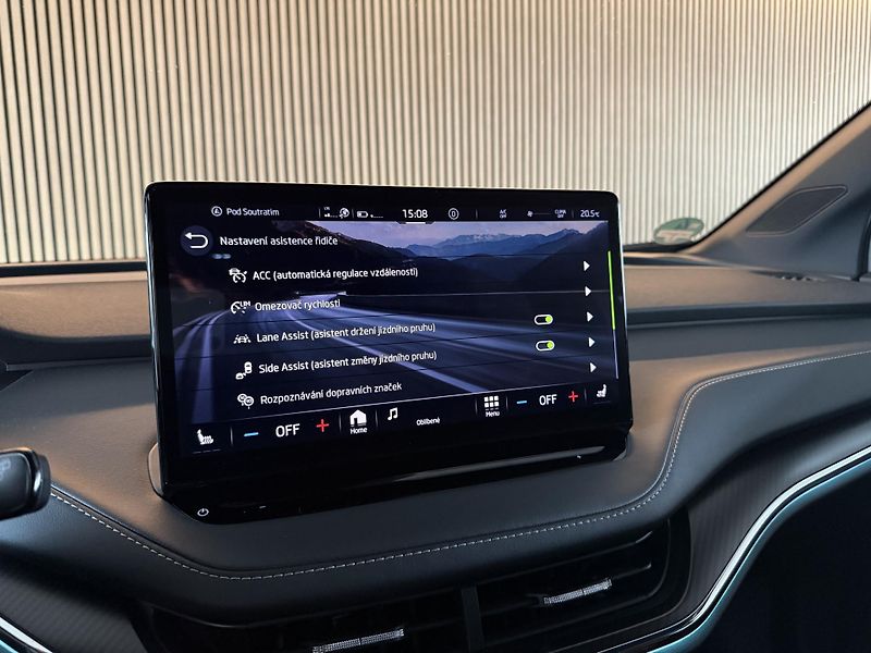 Škoda Enyaq 80x 4X4 Sport Tep.Čerp Záruka - fotka 35 z 42