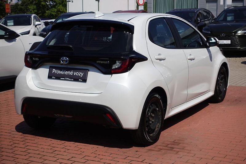 Toyota Yaris 1,5HSD Comfort - fotka 4 z 26