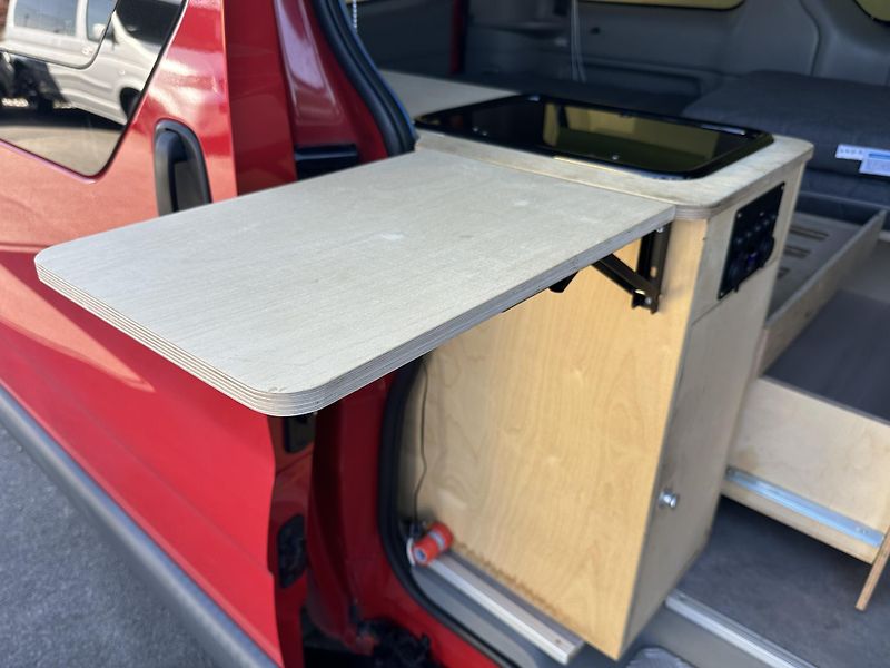 Opel Vivaro (2004) 1.9CDTI/74kW *SPACÍ VESTAVBA  - fotka 18 z 36
